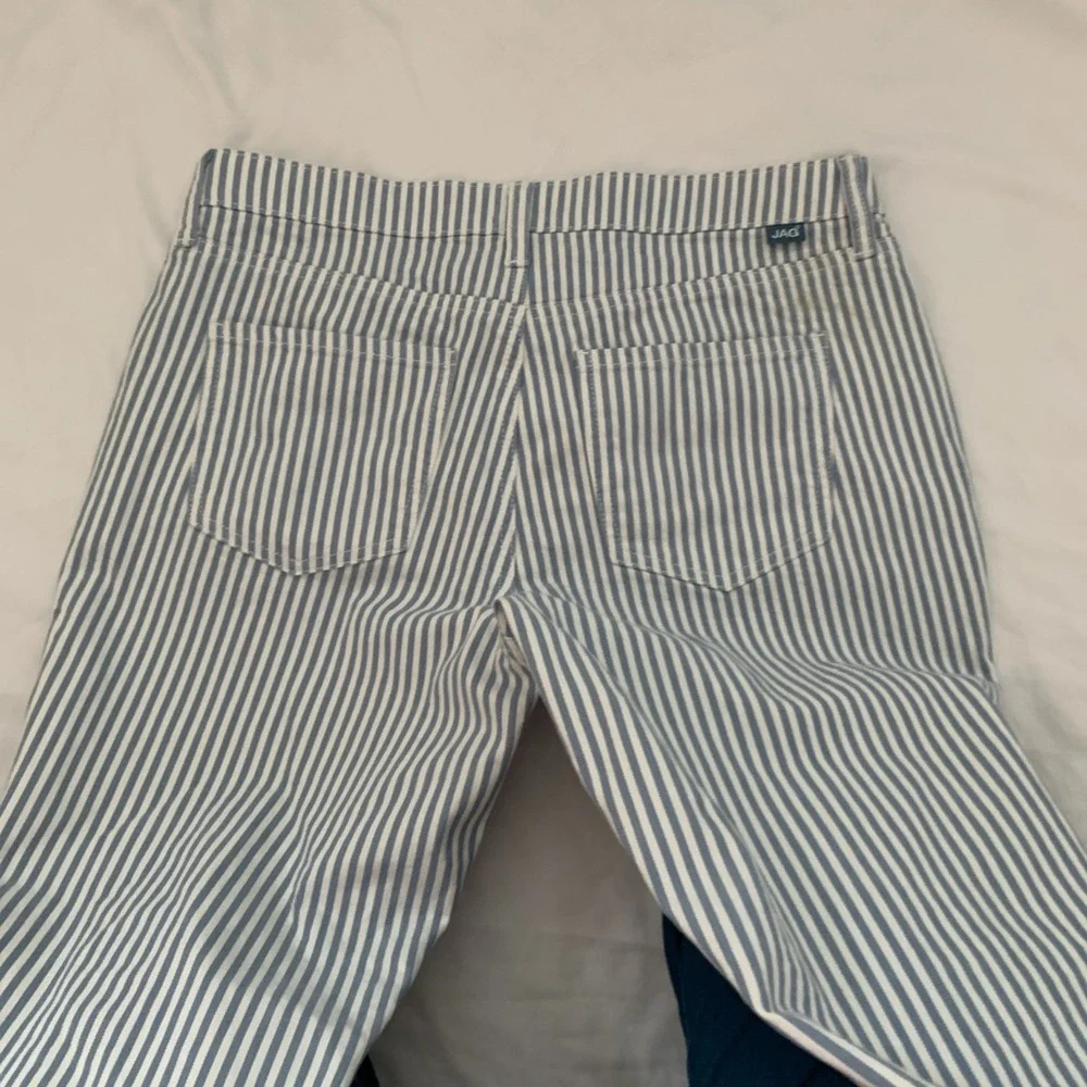 JAG‎ Carter Girlfriend Jeans 10/26 Blue White Stripe Railway Coastal Preppy EUC - Picture 6 of 6